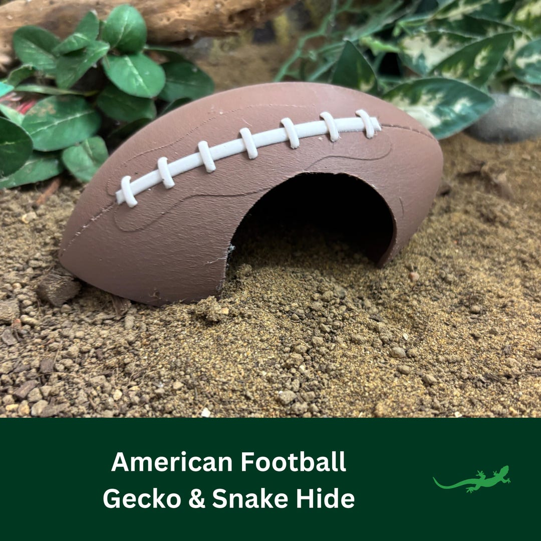 Football Lizard AMERICAN FOOTBALL Reptile Hide, Sports Themed Vivarium Accessory, Pet ...
