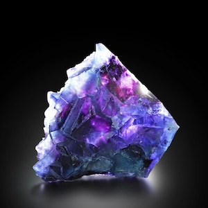 230g Top Phantom FLUORITE from Yaogangxian, China