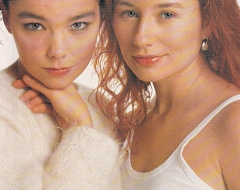 Original Vintage Mini Poster / Zeitschriftenausschnitt - Björk & Tori Amos, London, 1994