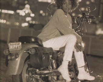 Original Vintage Mini Poster / Magazine Clipping - Whitney Houston - I'm Your Baby Tonight