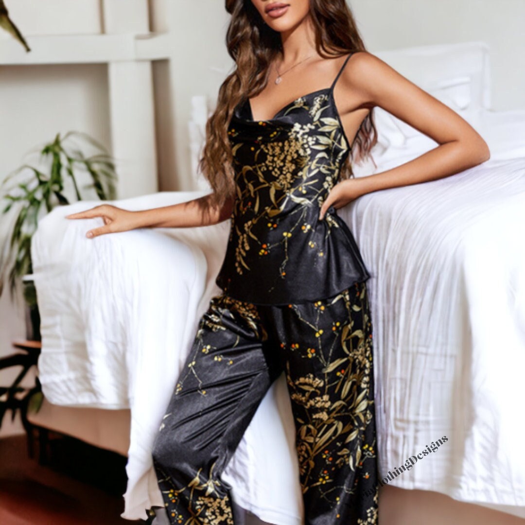 Louis Vuitton Casual Style Silk Street Style Long Sleeves Chain Plain  (Chemise de pyjama a motif nautique, 1ABCHB, 1ABCHA, 1ABCH9)