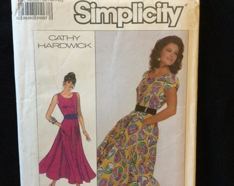 80’s vintage Simplicity 7996 uncut with FF sizes 8-14