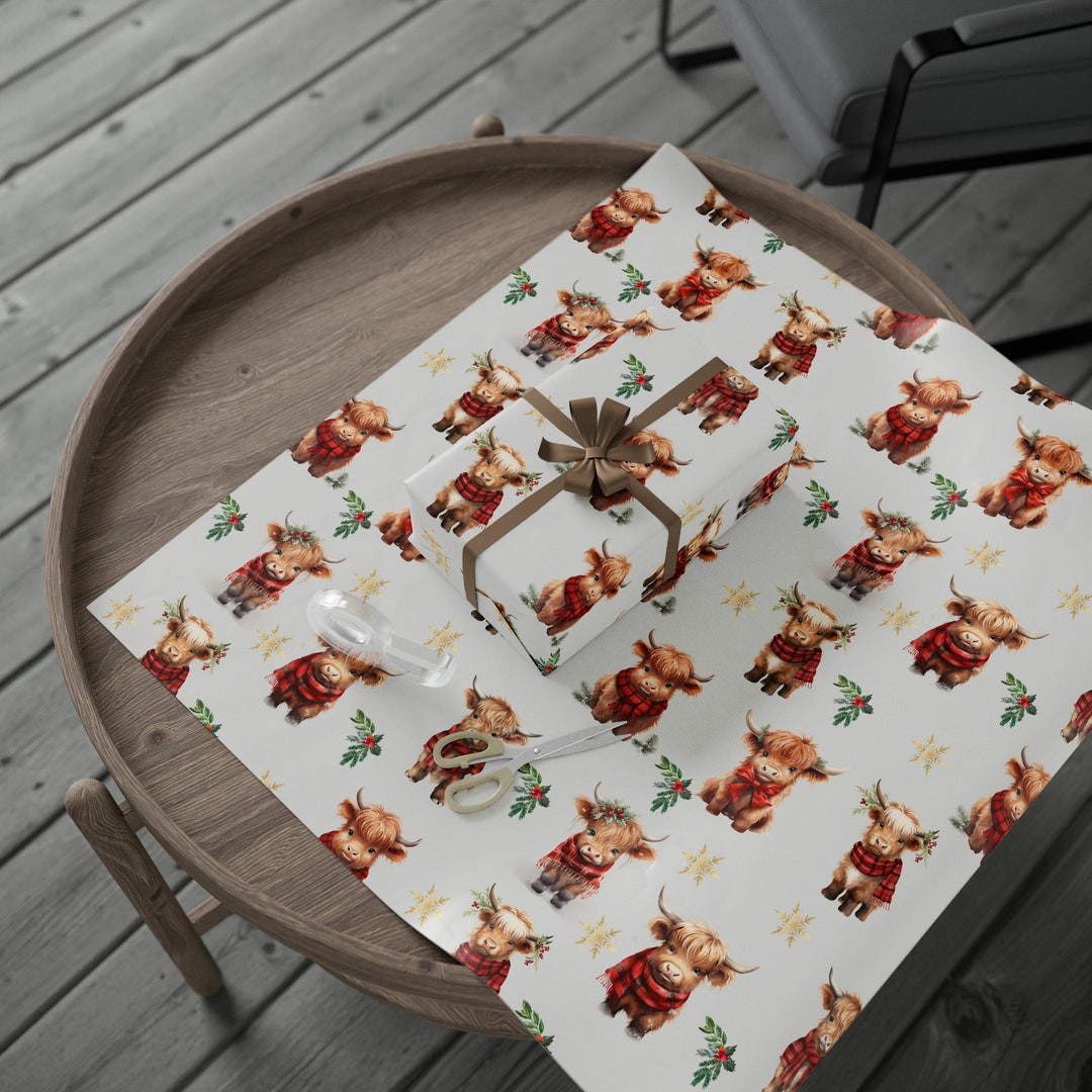 Highland Cow Christmas Wrapping Paper on Roll, Scottish Cow Gift Wrap