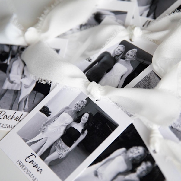 Photo Place Card With Ribbon, Modern Minimalist Wedding Place Card, Wedding Table Place Name Card, Seating plan, Place Card with Picture
