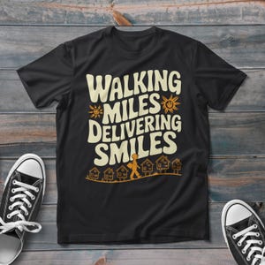 Camiseta de cartero, camiseta Walking Miles Delivering Smiles, camiseta de entrega de cartero de moda, el mejor regalo para trabajadores postales