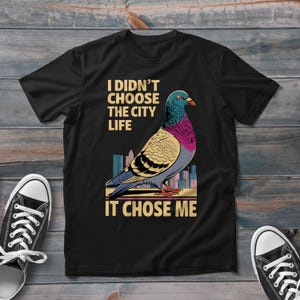 面白い鳩のTシャツ、シティライフと鳩のTシャツ、トレンディなストリートウェアスタイル、鳩好きへの最高のギフト