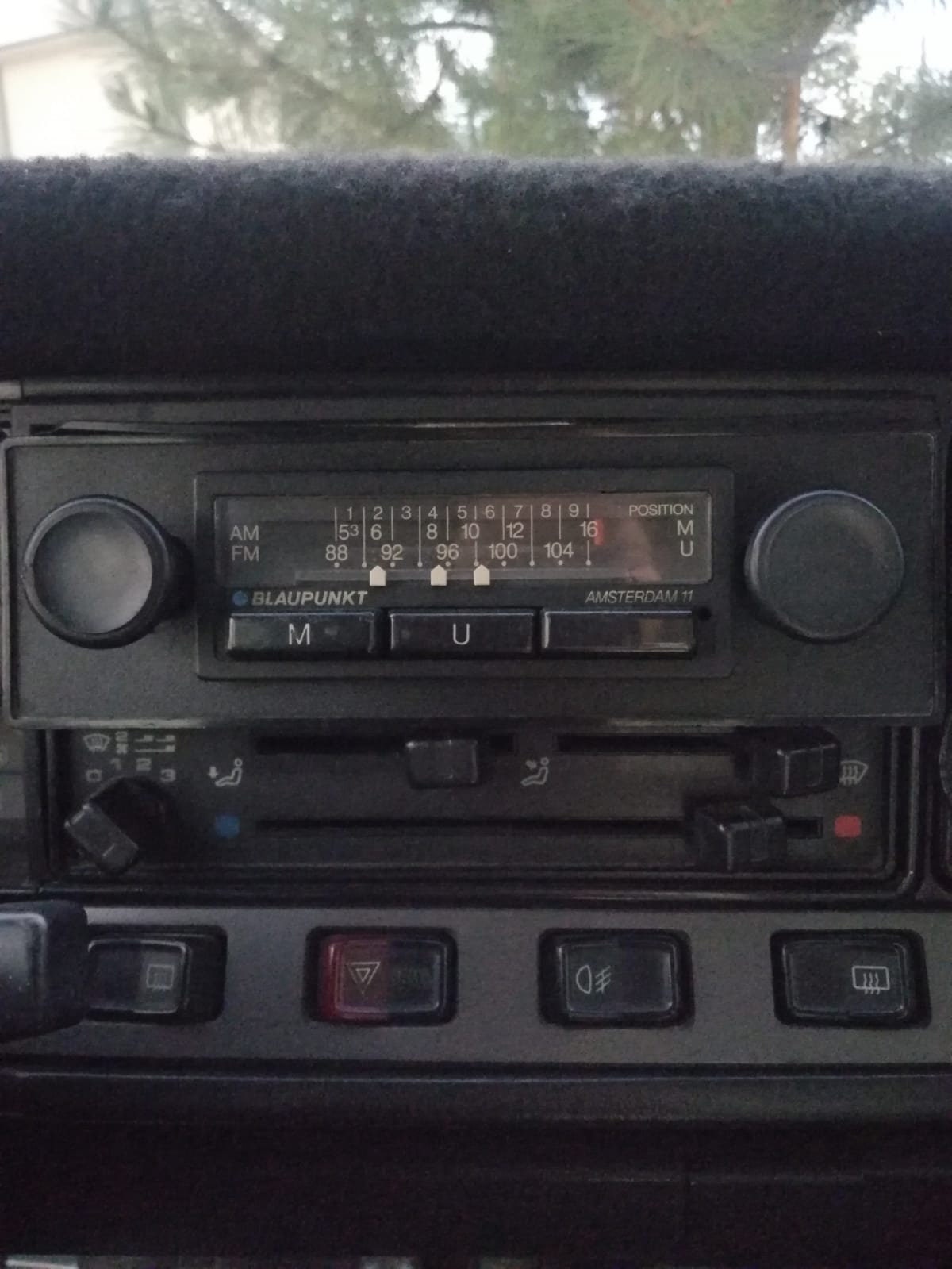 Citroen Xantia Ph1 Blaupunkt old car radio cassette with code - JT
