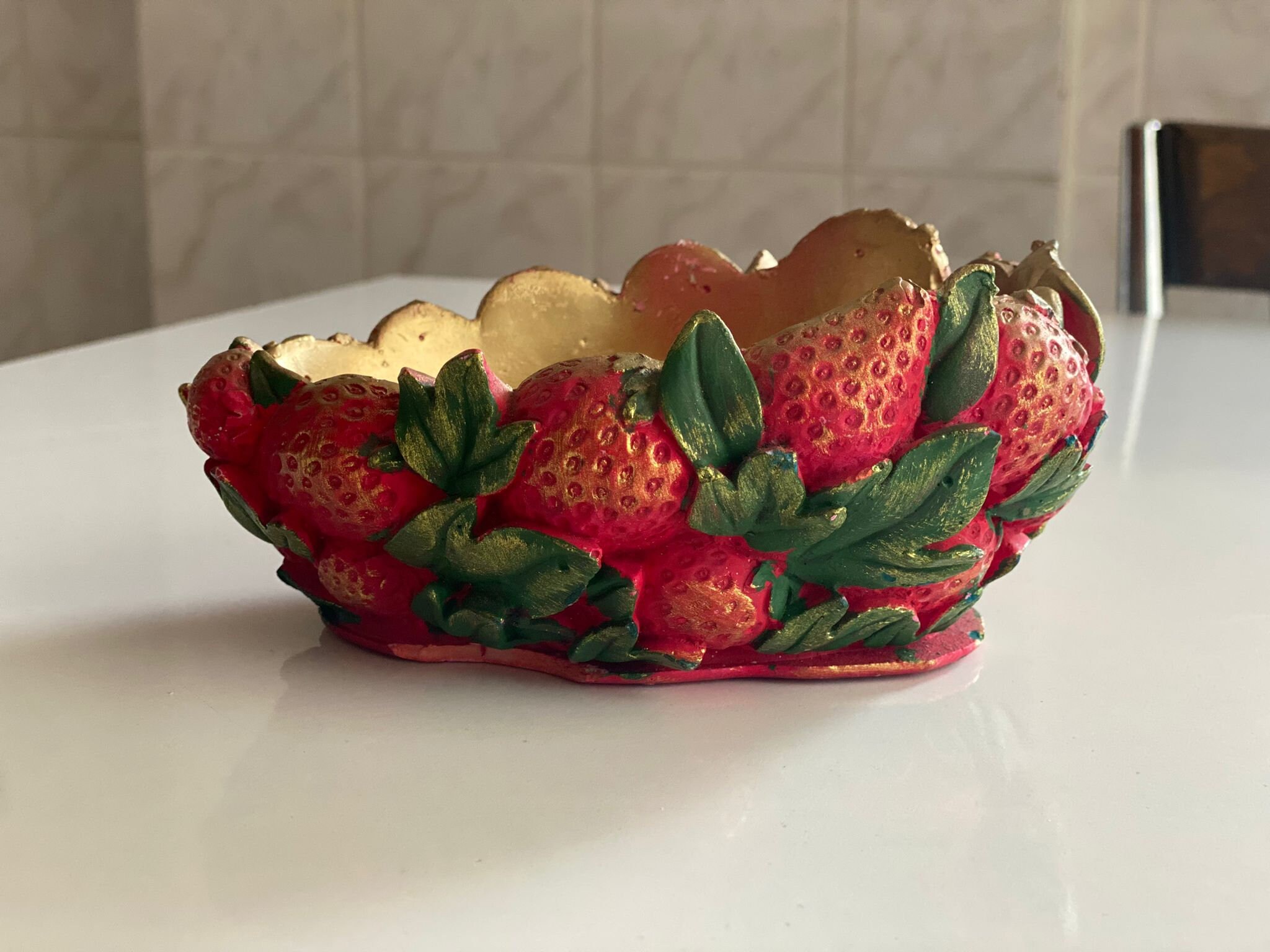 Home Decor, Home Design, Hand Made, Plate, Paint, Strawberry, Fruit
