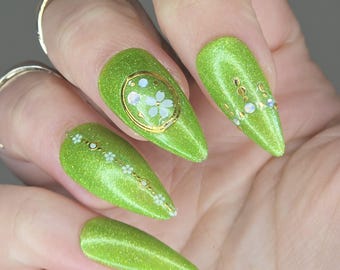 Esmalte de uñas hecho a mano verde mojito de medianoche