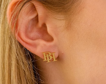 Puces d'oreilles initiales personnalisées, Puces d'oreilles lettre, Bijoux d'initiale personnalisés, Cadeau d'anniversaire unique pour maman, Cadeau meilleure amie pour elle