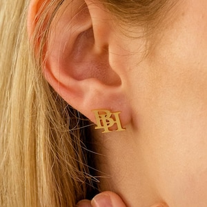 Custom Initial Stud Earrings, Intertwined Initial Earrings, Personalized Two Letter Earrings, Name Stud Earrings, Anniversary Gift For Her