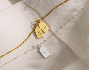 14k Gold Tiny Initial Tag Necklace, Custom Engraved Letter Pendant Necklace in Dainty Chain, Mothers Day Gift, Gift for Dady, Christmas Gift