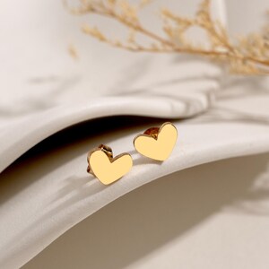 Dainty Mini Heart Earrings,Tiny Heart Stud Earrings,Cute Heart Studs, Prefect Birthday Gift For Daughter,Valentine&#39;s Day Gift,Gift for Her