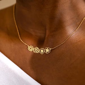 Dainty Birth flower Necklace , 14K Gold Birth Flower Bouquet Necklace, Personalized Gift, Birth flower Family Gift, Mother&#39;s Day Gift