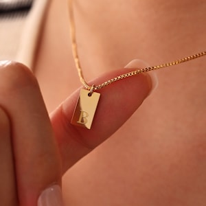 Collar con etiqueta inicial personalizado, collar con etiqueta con letras grabadas, collar con inicial personalizado, regalo del día de la madre para la abuela, collar para mamá