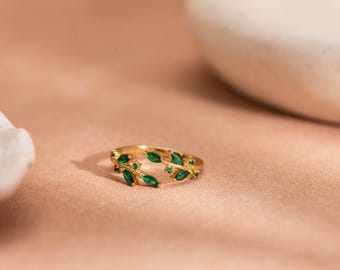 Emerald Leaf Ring, 925 Sterling Silver May Birth Ring, May Birthstone Ring, Birthstone Personalized Gifts, Birthday Gift for Her, Mom Gifts