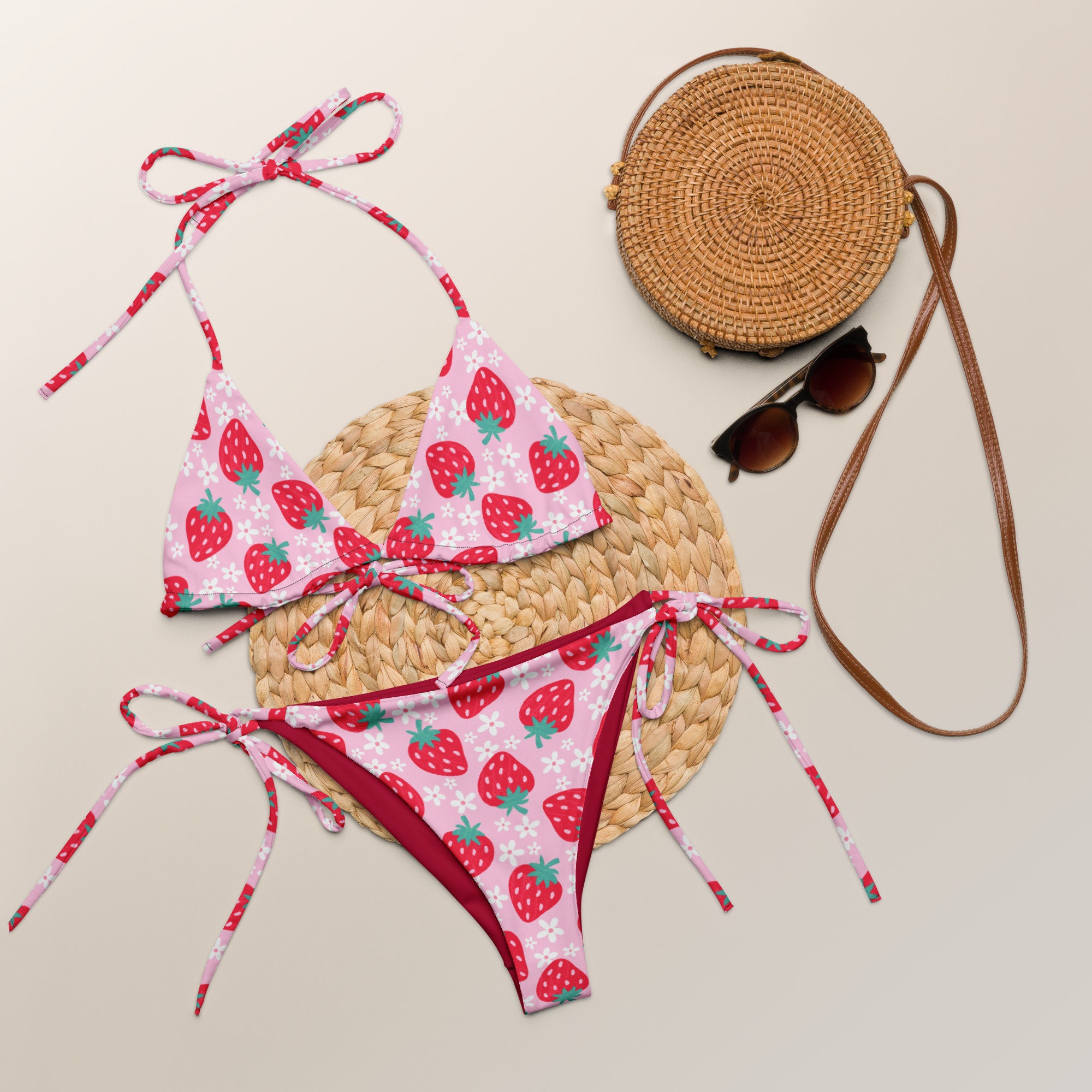 ★GLOWNY★HUGGING BIKINI SKIRT (STRAWBERRY BOW)★正規品/人気 ☆GLOWNY☆STRING BOOTY SHORTS (STRAWBERRY BOW)☆正規品