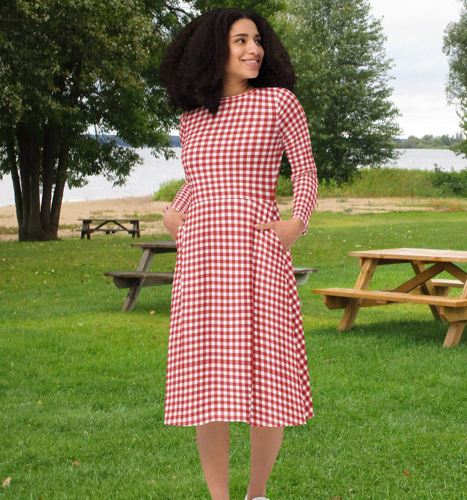 Picnic dress for woman 2025