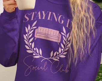 Bleiben Sie im Social Club Sweatshirt, Homebody Sweatshirt Geschenk für sie, Damenbekleidung, lustiges Coquette Shirt, antisoziales, lustiges Intovert Shirt