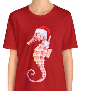 Santa Seahorse Christmas Short Sleeve Tee, Holiday T-shirt, Coastal Christmas Shirt, Christmas Gift, X-mas Party Shirt, Tropical Christmas
