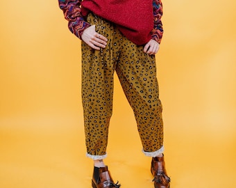 Pleated Trousers in Leopard Cord