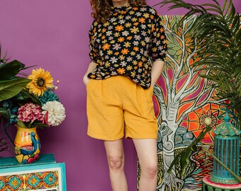 Pleated Shorts in Yellow Cord