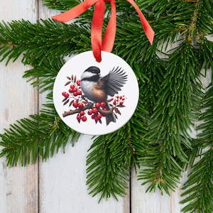 Black-Capped Chickadee Christmas Ornament - Perfect Gift for Bird Lovers
