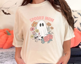 Spooky Mom Ghost Shirt: Comfort Colors Halloween Mama Tee