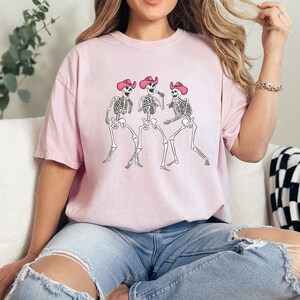 Comfort Colors Dancing Skeletons Cowgirl Halloween T-Shirt