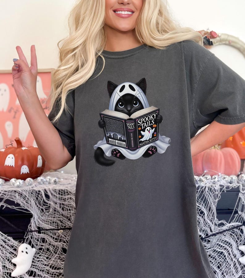 Retro Halloween T-shirt: Librarian Cat Ghost Reading Books Pepper