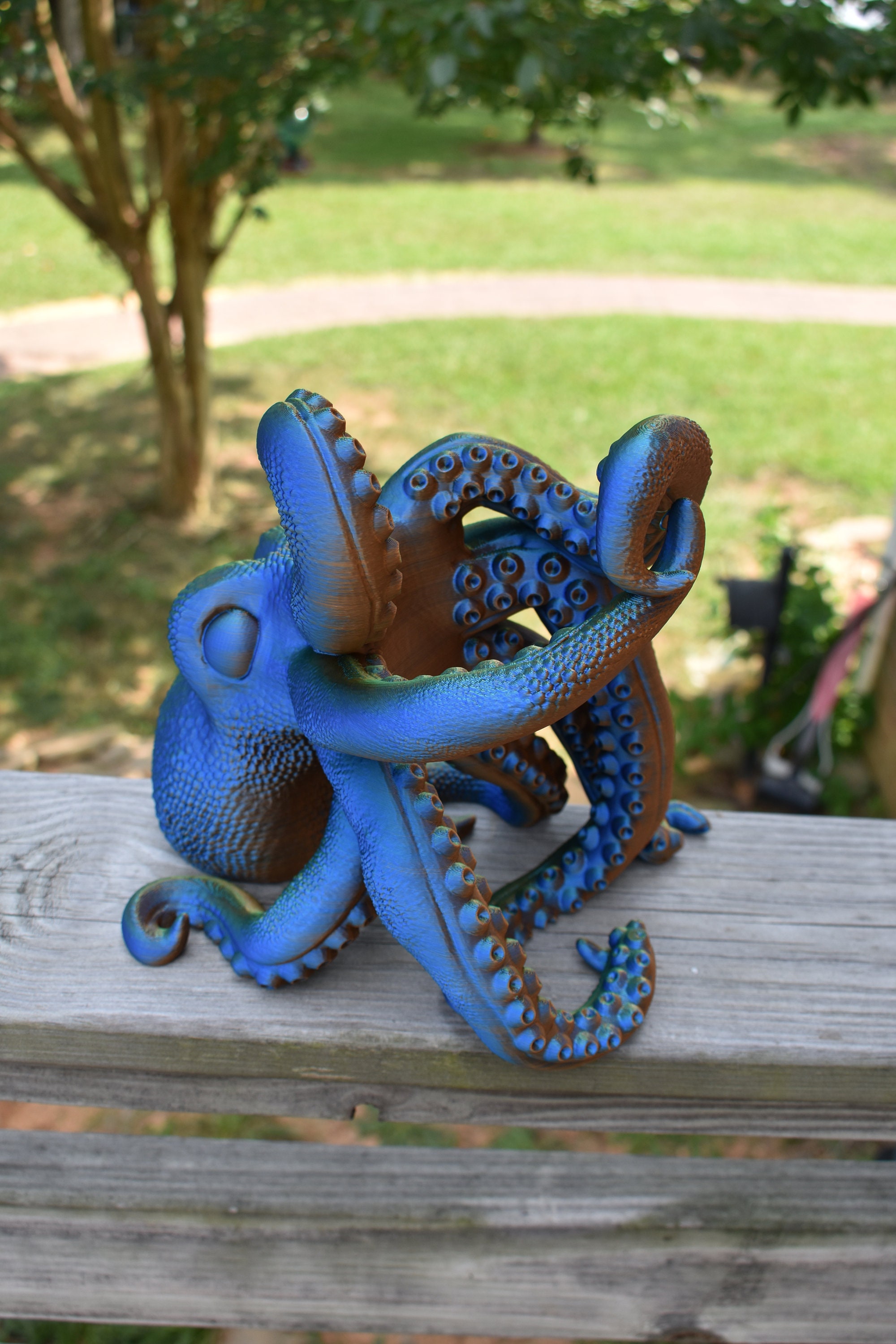 3D Printed Sparkly Blue Octopus Wine Holder - Bed Bath & Beyond