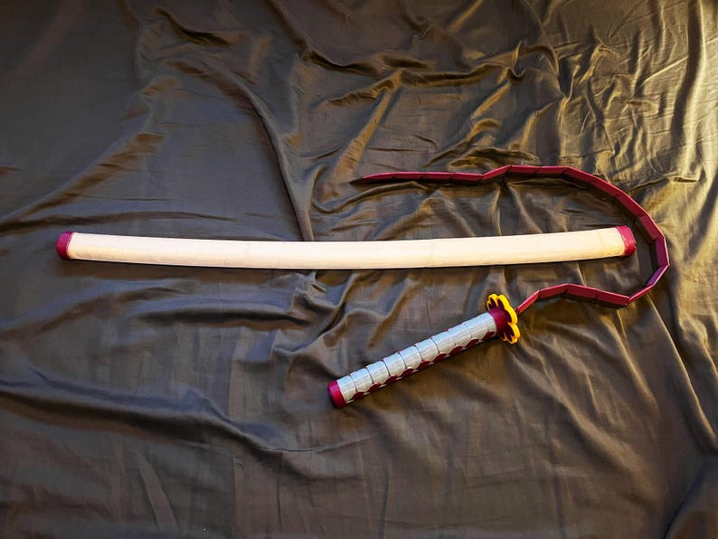 blade wrapping around scabbard