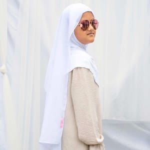 FeatherLite Kids EasyWear: Hijab per bambini Snow Veil Umrah Instant