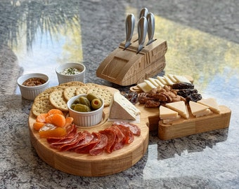 Starcuterie handmade hevea butcher block starship charcuterie board with 3" ramekin (12"x16"x1.5")