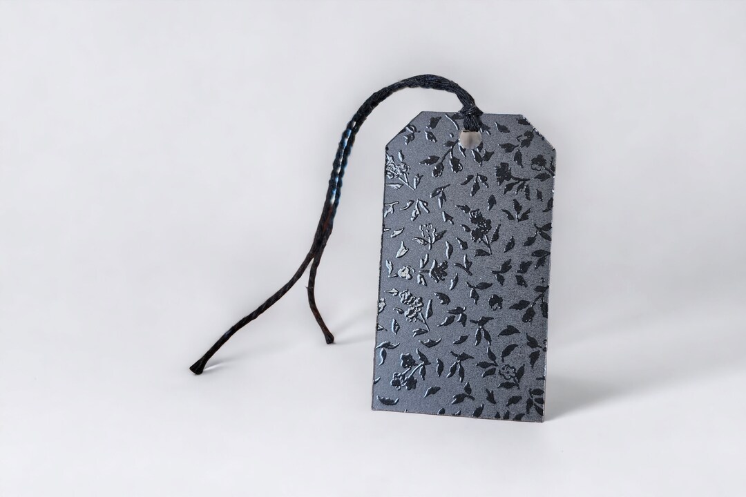 Black Glossy Floral Gift Tags: Pre-strung Cotton Twine - Etsy