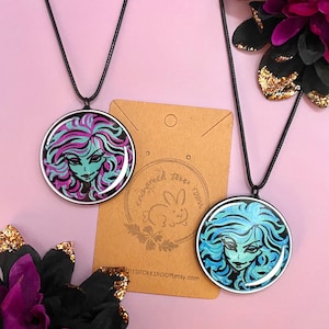 Madame Leota Crystal Ball Necklace 3d Printed Haunted Mansion Necklace Disneybound Disney Accessories Disneyland The Haunted Mansion C6