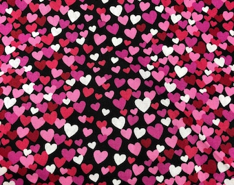 Tissu Saint-Valentin coeurs jetés, 100 % coton, tissu de courtepointe, couture, artisanat, tissu coeur rouge, traditions du tissu, tissu de la Saint-Valentin