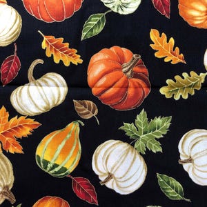 Timeless Treasures Harvest Metallic Gold Pumpkin fabric, 100% Cotton Fabric, Sewing, Quilting, Fall Harvest