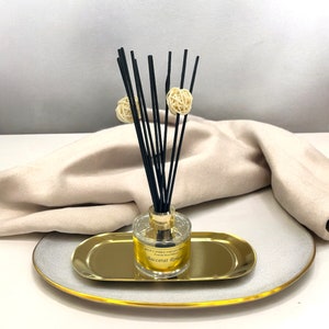 Baccarat Rouge Reed Diffuser | Luxury Vegan Fragrance | Long-Lasting Aroma | Glass Bottle for Bedroom or Office Spaces