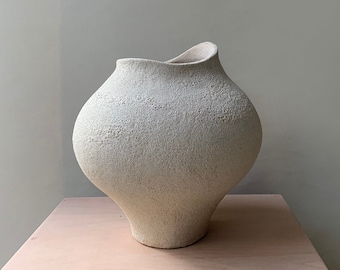 Handmade Textured Ceramic Vase, Minimalist Modern Decor, Abstract Vase, Decorative Nordic Vase, Ceramic Vessel, Home Decor, Design Vase