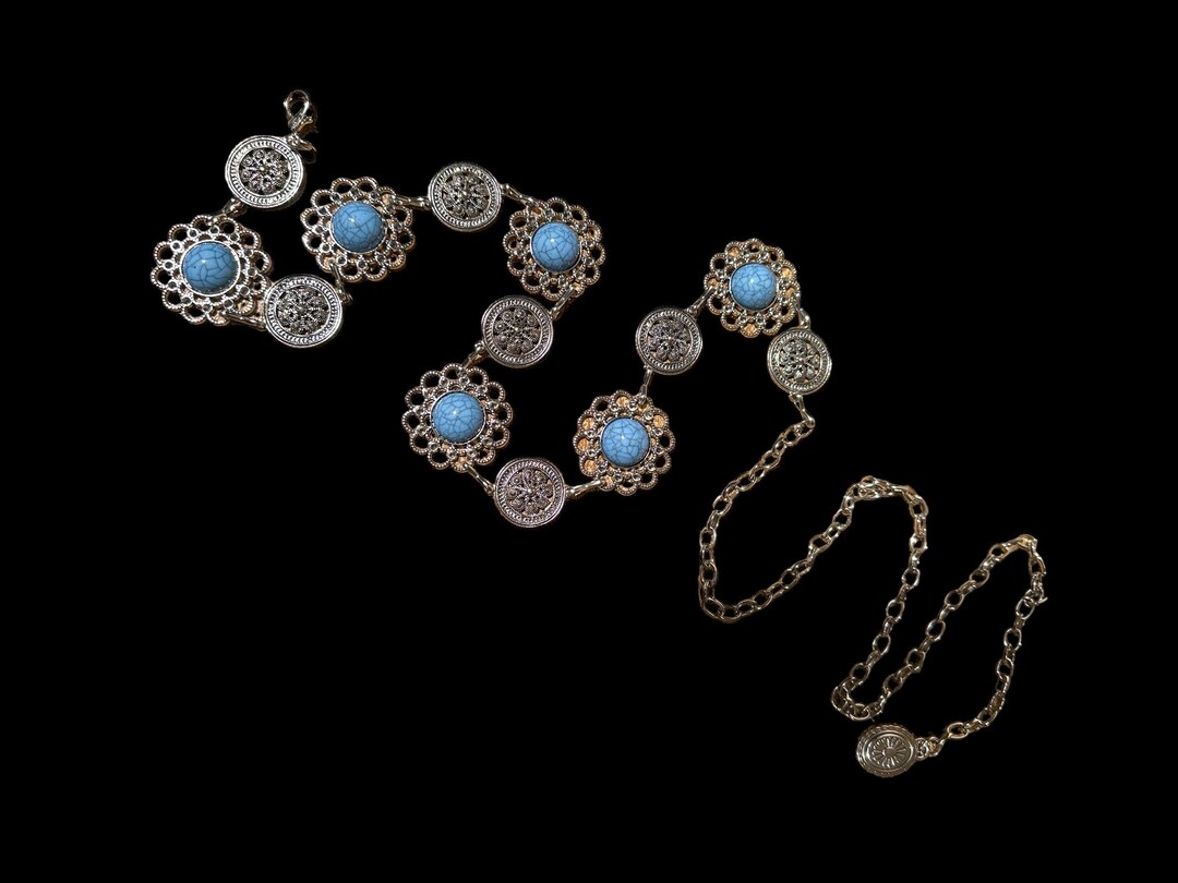 Western small oval three color concho belt