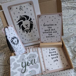 Cadeau boîte aux lettres Lion, boîte-cadeau du zodiaque, affirmations de jurons, astrologie, signe du zodiaque Lion, anniversaire août/septembre, soin de soi, cadeau juste parce que