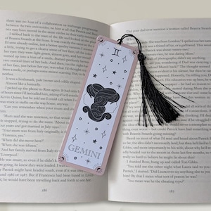 Marque-page Gémeaux, marque-page de carte de tarot, cadeaux livresques, cadeau pour amateur de livres sur les sorcières, petits cadeaux pour elle, rat de bibliothèque, avec ou sans pompon