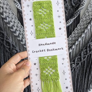 Handmade Crochet Cotton Bookmark: Unique Reader Gift