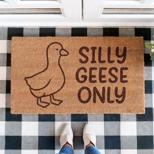 Silly Geese Only Doormat - Funny Goose Welcome Mat - Engraved Coir Entry Rug - Farmhouse Humor Front Porch Decor Gift