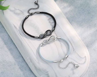 Set mit 2 benutzerdefinierten Paar-Namensarmbändern, personalisiertem Matching-Partner-Geschenk für Paar-Her / Ihm-Paar-Jubiläumsgeschenk-Armband