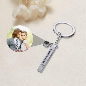 Custom Projection Photo Keychain,Black&Silver Memorial Keyring with couple ,family,Pet photo Gift,Engraved Keychain,valentines day Gift