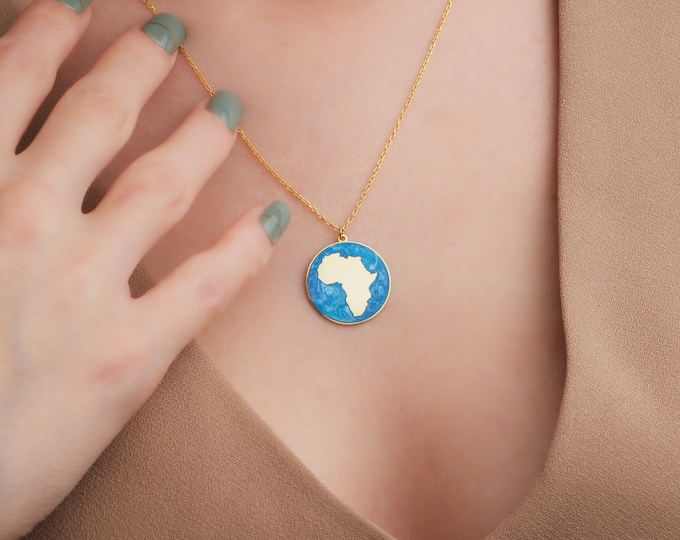 Elegant World Map Necklace, 14K Gold Plated Sterling Silver, Custom Size Globetrotter Chain, Dainty Layering Travel Themed Gift