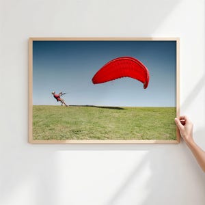 Küsten Gleitschirmfliegen Fotografie Druck, Landschaftsflug Wandkunst, Serene Himmel Wohnkultur, Extremsport Poster, Outdoor Abenteuer Liebhaber Geschenk
