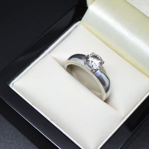 Modernist Sterling Silver 925 Ring CUBIC ZIRCONIA SIZE P 1/2 Gift for Her